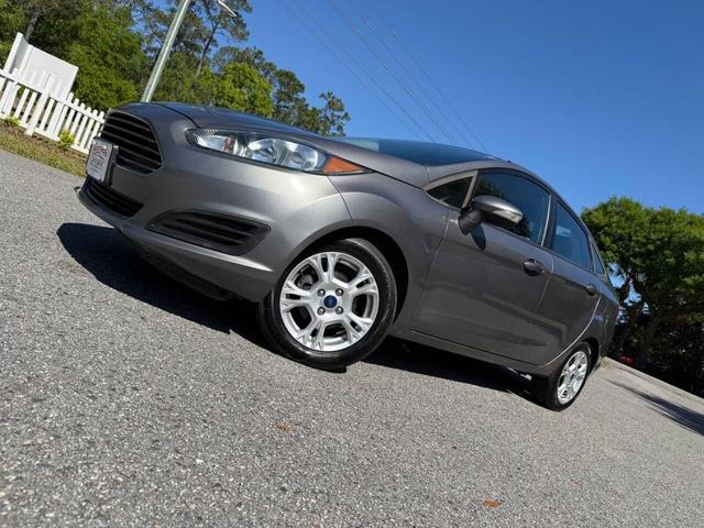 Photo of 2014 Storm Gray Metallic Ford Fiesta