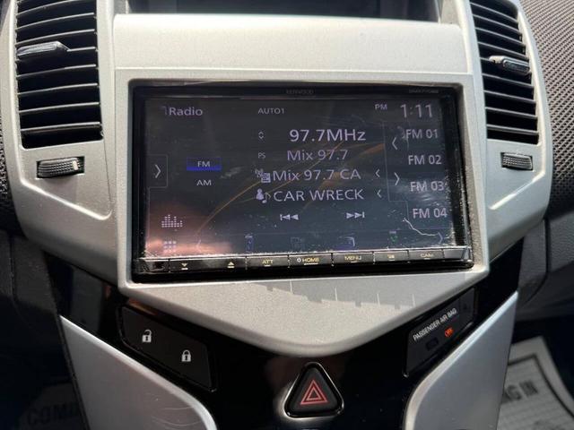 Photo of 2011 Silver Ice Metallic Chevrolet Cruze