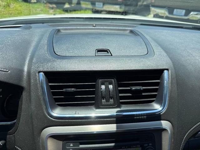 Photo of 2015 White Diamond Tricoat GMC Acadia