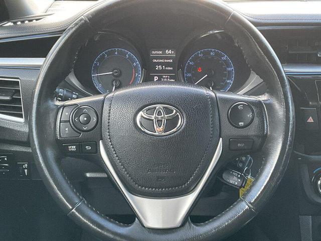Photo of 2016 Black Sand Pearl Toyota Corolla