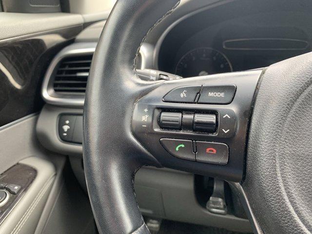 Photo of 2016 Platinum Graphite Kia Sorento