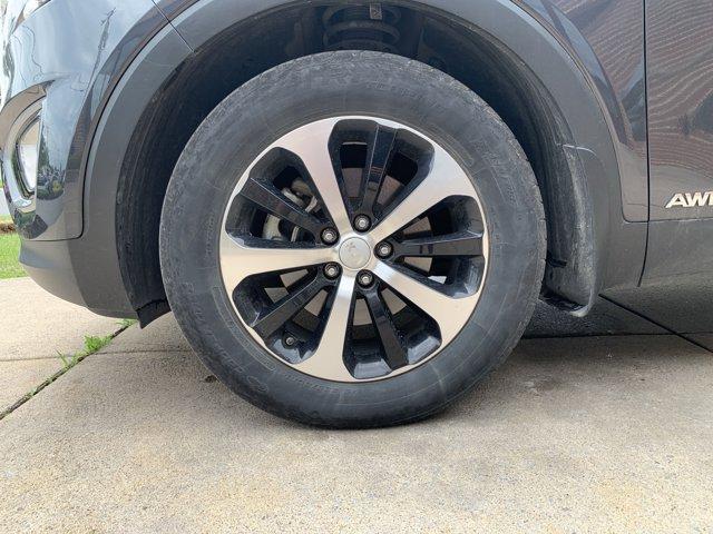 Photo of 2016 Platinum Graphite Kia Sorento
