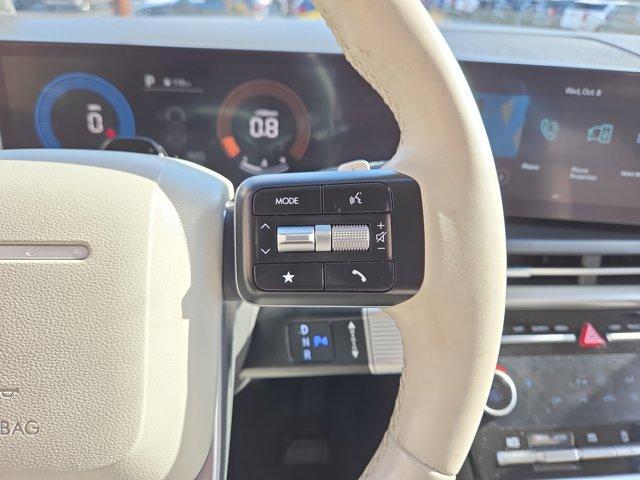 Photo of 2024 Hampton Gray Hyundai SANTA FE