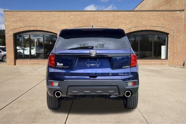 Photo of 2024 Obsidian Blue Pearl Honda Passport