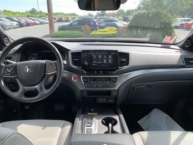 Photo of 2024 Obsidian Blue Pearl Honda Passport