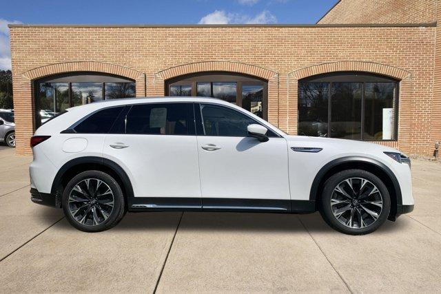 Photo of 2024 Rhodium White Metallic Mazda CX-90