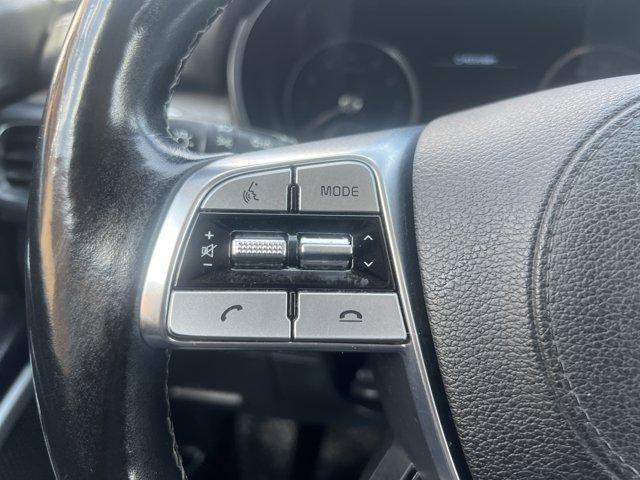 Photo of 2021 Glacial White Pearl Kia Telluride