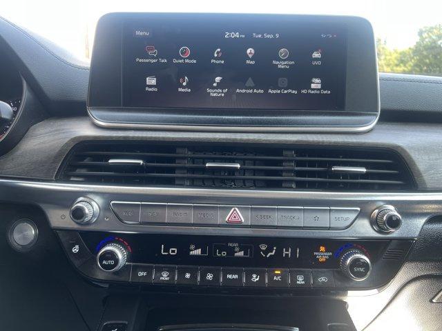 Photo of 2021 Glacial White Pearl Kia Telluride