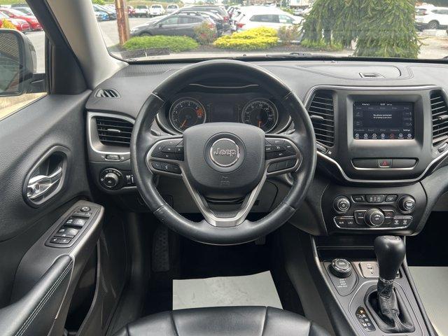 Photo of 2019 Granite Crystal Clearcoat Metallic Jeep Cherokee
