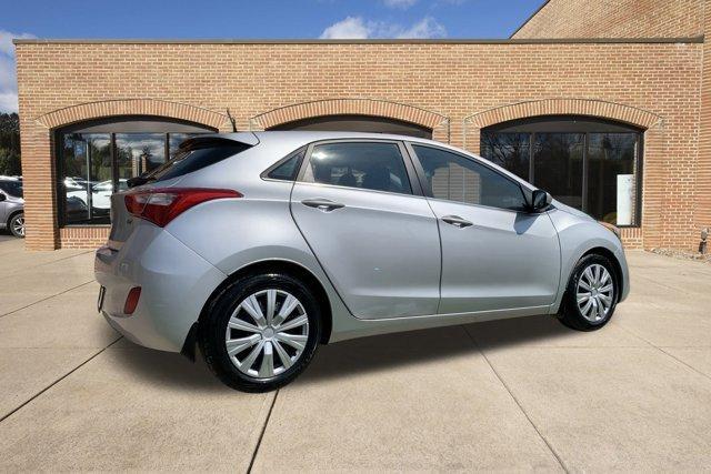 Photo of 2016 Symphony Air Silver Hyundai Elantra GT