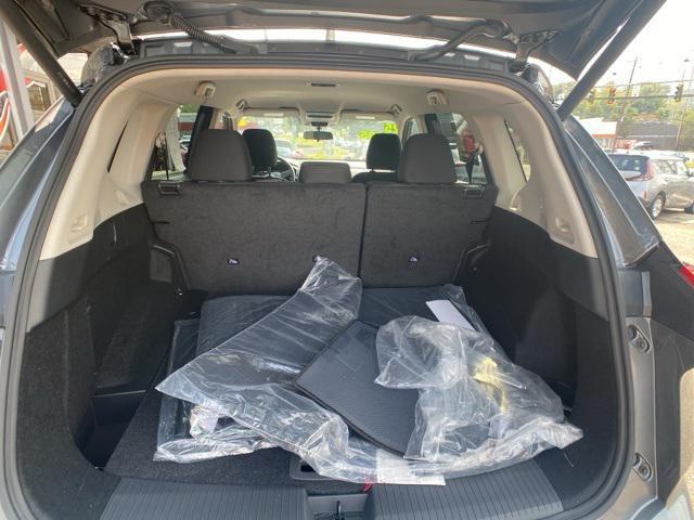 Photo of 2025 Gun Metallic Nissan Rogue