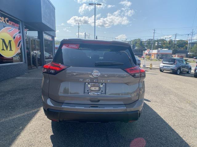 Photo of 2025 Baja Storm Metallic Nissan Rogue