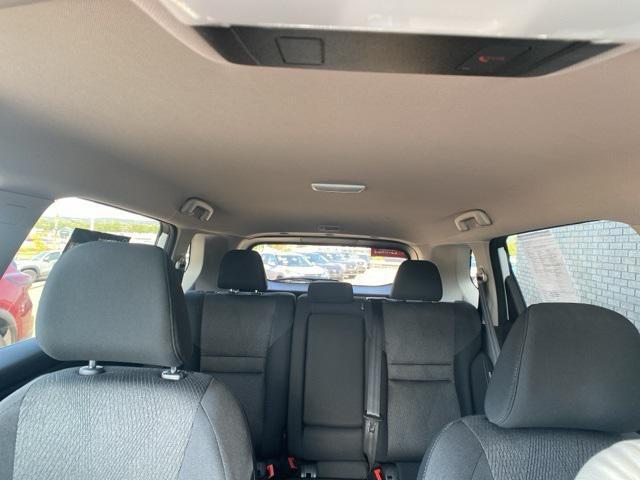 Photo of 2025 Everest White Pearl Nissan Rogue