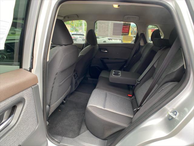 Photo of 2021 Brilliant Silver Metallic Nissan Rogue