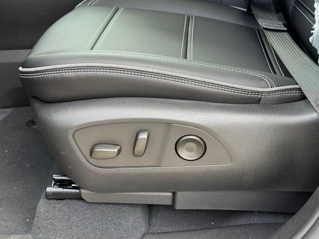 Photo of 2025 Onyx Black GMC Sierra EV