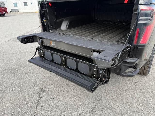 Photo of 2025 Onyx Black GMC Sierra EV