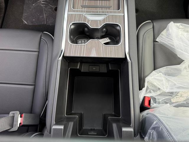 Photo of 2025 Onyx Black GMC Sierra EV