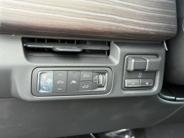 Photo of 2025 Onyx Black GMC Sierra EV