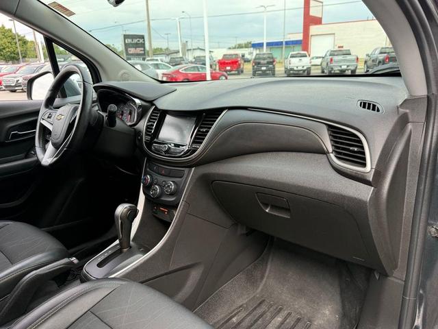 Photo of 2017 Nightfall Gray Metallic Chevrolet Trax