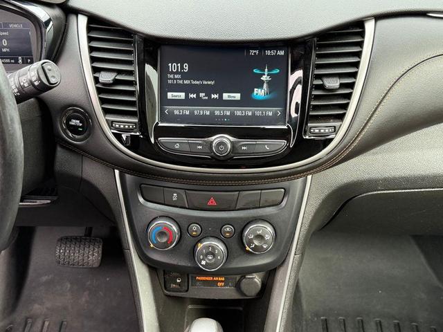 Photo of 2017 Nightfall Gray Metallic Chevrolet Trax