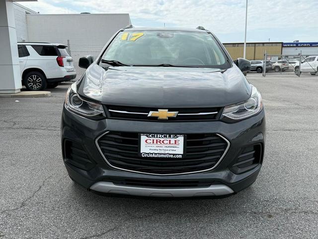 Photo of 2017 Nightfall Gray Metallic Chevrolet Trax