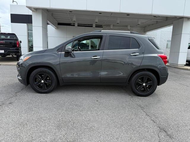 Photo of 2017 Nightfall Gray Metallic Chevrolet Trax