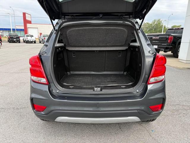 Photo of 2017 Nightfall Gray Metallic Chevrolet Trax