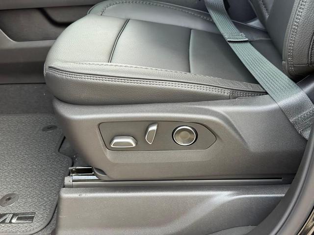 Photo of 2026 Onyx Black GMC Sierra 1500