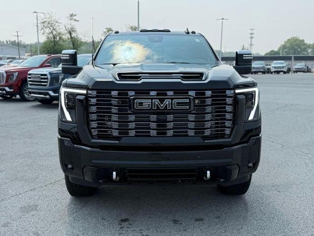 Photo of 2025 Onyx Black GMC Sierra 2500