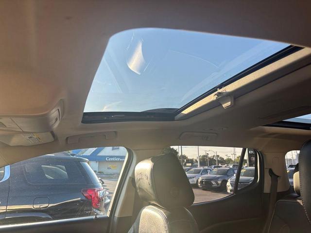 Photo of 2017 Ebony Twilight Metallic GMC Acadia