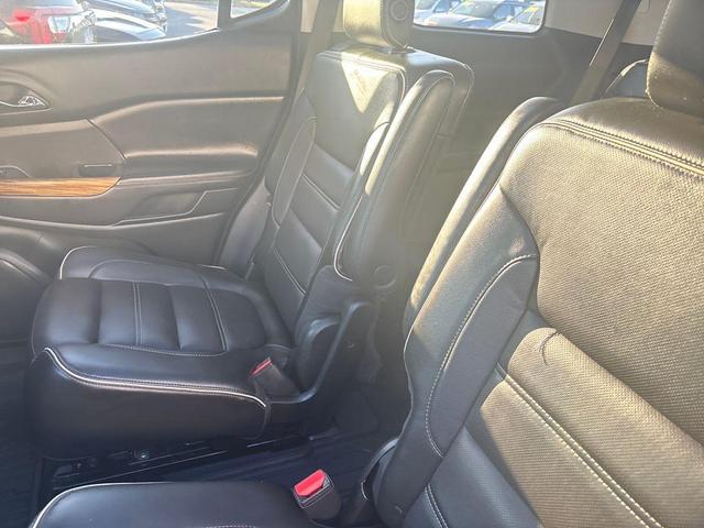 Photo of 2017 Ebony Twilight Metallic GMC Acadia