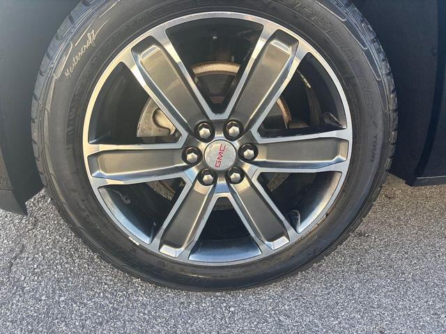 Photo of 2017 Ebony Twilight Metallic GMC Acadia