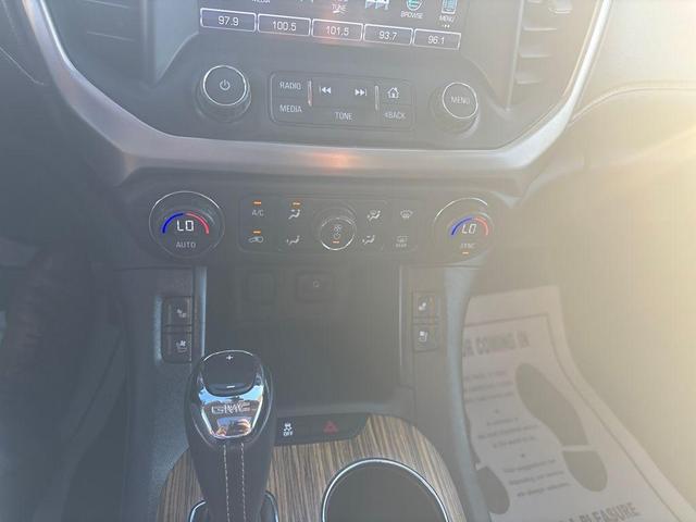 Photo of 2017 Ebony Twilight Metallic GMC Acadia