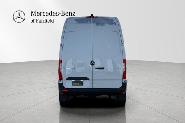 Photo of 2025 Arctic White Mercedes-Benz Sprinter 2500