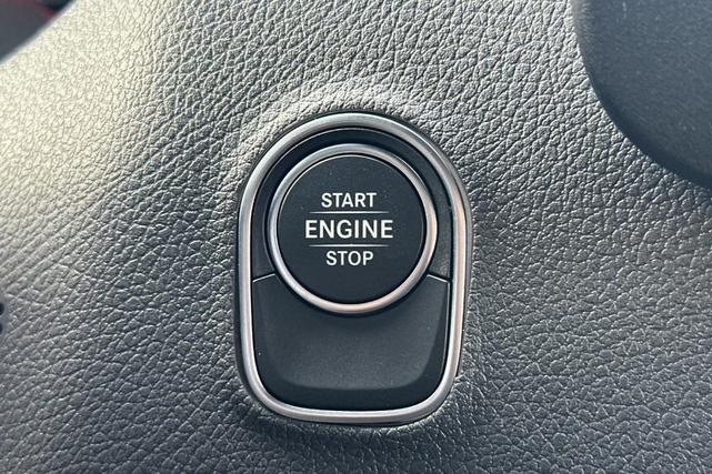 Photo of 2025 Arctic White Mercedes-Benz Sprinter 2500