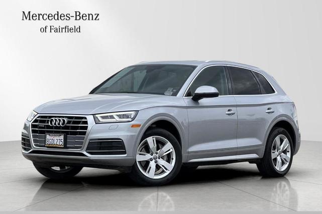 Photo of 2018 Florett Silver Metallic Audi Q5