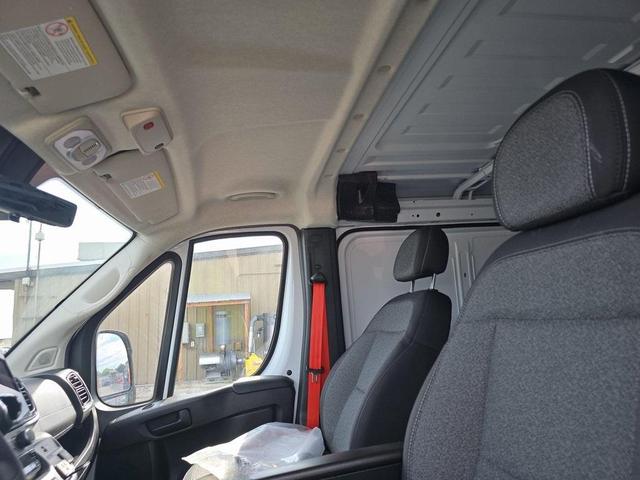 Photo of 2025 Bright White Clearcoat RAM ProMaster 2500