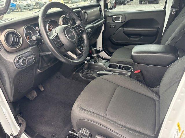 Photo of 2018 Bright White Clearcoat Jeep Wrangler Unlimited