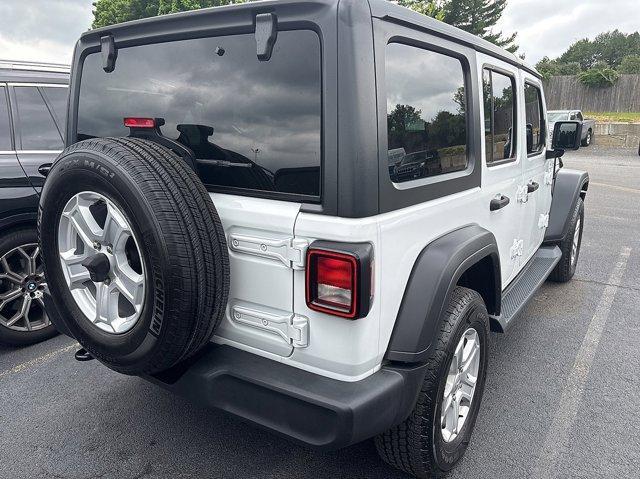 Photo of 2018 Bright White Clearcoat Jeep Wrangler Unlimited