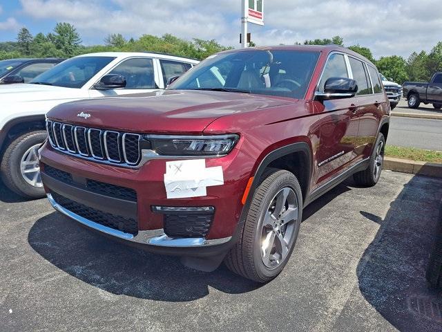 Photo of 2025 Velvet Red Pearlcoat Jeep Grand Cherokee L
