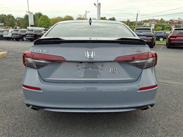 Photo of 2025 Urban Gray Pearl Honda Civic Si
