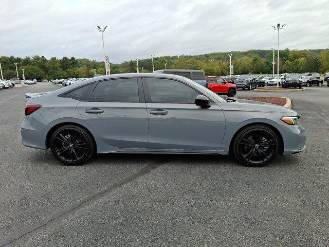 Photo of 2025 Urban Gray Pearl Honda Civic Si
