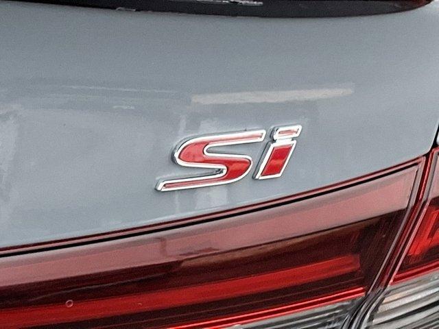 Photo of 2025 Urban Gray Pearl Honda Civic Si