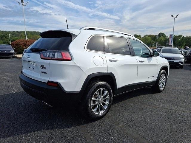 Photo of 2021 Bright White Clearcoat Jeep Cherokee