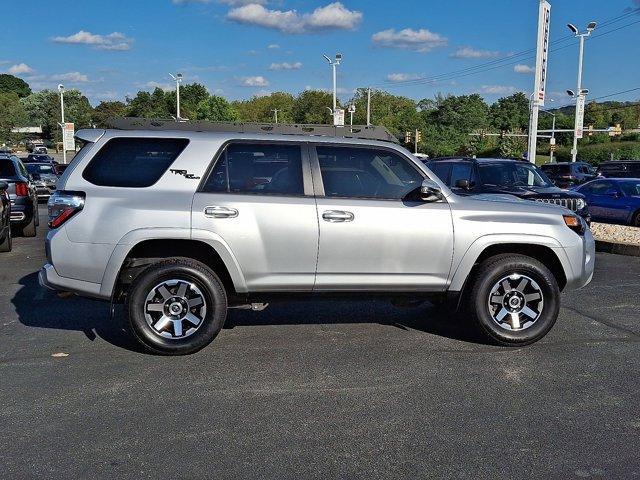 Photo of 2019 Classic Silver Metallic Toyota 4Runner