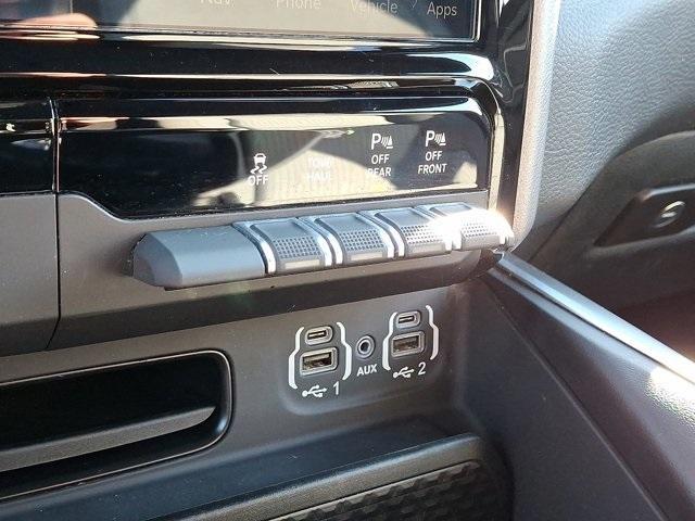 Photo of 2022 Diamond Black RAM 1500