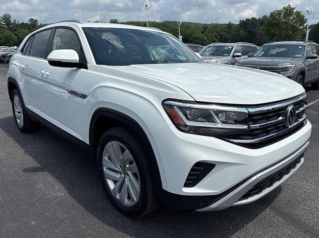Photo of 2022 Pure White Volkswagen Atlas Cross Sport