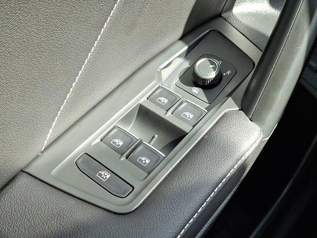 Photo of 2024 Deep Black Pearl Effect Volkswagen Tiguan