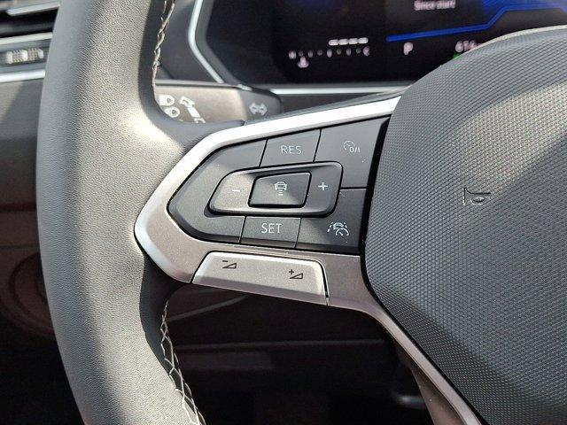 Photo of 2024 Deep Black Pearl Effect Volkswagen Tiguan
