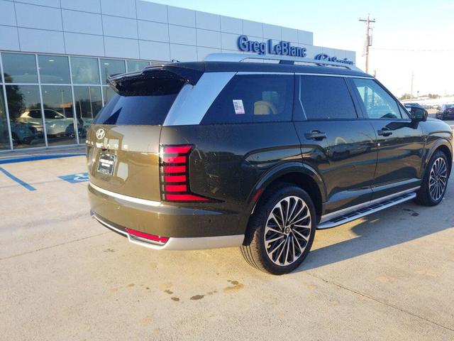 Photo of 2026 Titan Charcoal Pearl Hyundai PALISADE